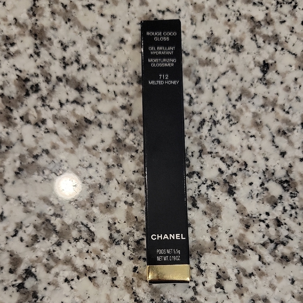 CHANEL Rouge Coco Gloss 712 Melted Honey